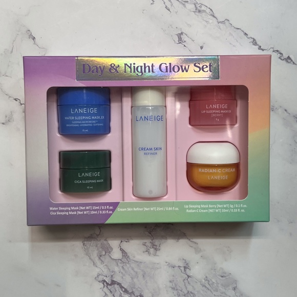 LANEIGE Day & Night Glow Gift Set - Picture 1 of 5